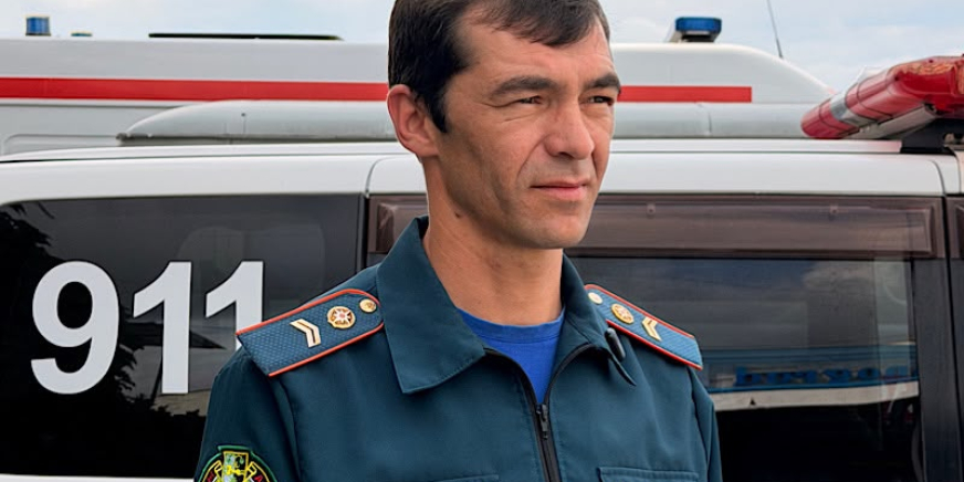«Не можем выехать на вызов»: в Сухуме автомобили блокируют выезд спасательной службы МЧС