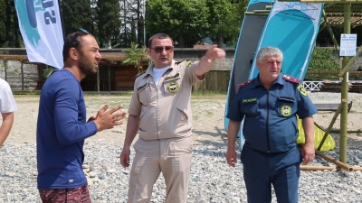 Сотрудники ГИМС МЧС Абхазии завершили осмотр всех пляжей на территории страны