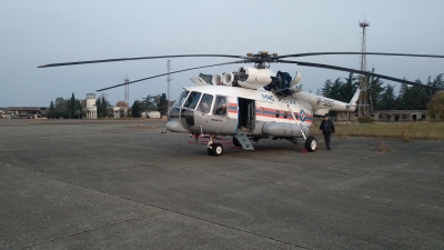 Вертолет Ми-8 МЧС России приступил к тушению очагов возгорания в высокогорной Абхазии