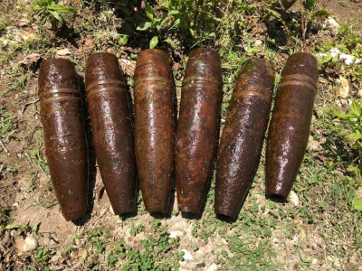 6 июля в реке Басла Сухумского района местными жителями были обнаружены шесть 85 мм артиллерийских снарядов. На место обнаружения прибыли саперы МЧС Абхазии. Боеприпасы были собраны и вывезены для дальнейшего уничтожения.