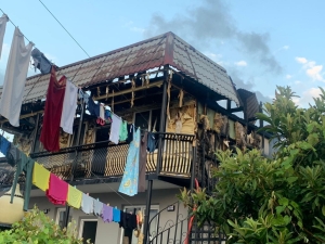 Пожар в трехэтажной гостинице в Новом Афоне, по улице Лакоба