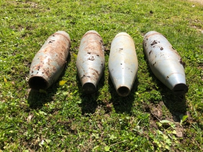 Жительница села Кутол Очамчырского района 9 апреля обнаружила на своем приусадебном участке четыре 122 миллиметровых артиллерийских снаряда и сообщила о находке в МЧС РА