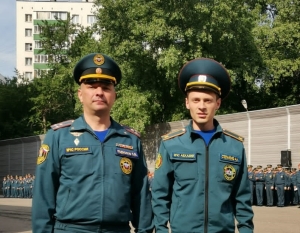 Приказом министра по чрезвычайным ситуациям Республики Абхазия, генерал-лейтенанта Льва Квициния, четверым  выпускникам Академии государственной пожарной службы МЧС России присвоено  воинское звание «лейтенант»