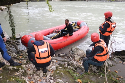 МЧС Абхазии продолжает поиски российского туриста Тимура Дзеидова, которого  смыло водой при форсировании реки Кодор в районе села Джампал Гулрыпшского района