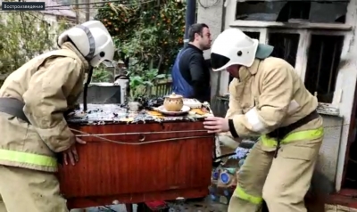В городе Сухум по улице М.Хварцкия 56, в двухэтажном доме произошло загорание газового баллона