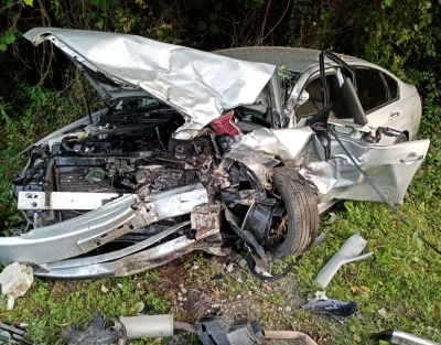 Дорожно-транспортное происшествие произошло вечером в Гудаутском районе. Два легковых автомобиля, Honda Fit и Nissan Teana, столкнулись на 70-ом км Сухумского шоссе