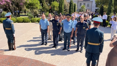 Сотрудники МЧС Абхазии приняли участие в пямятных мероприятиях в день 32-ой годовщины начала Отечественной войны народа Абхазии